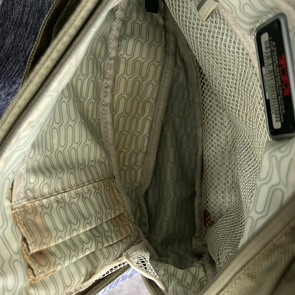 Tumi T-Tech Nylon Mckenna 10" Crossbody Bag 5132SGE - Picture 12 of 15